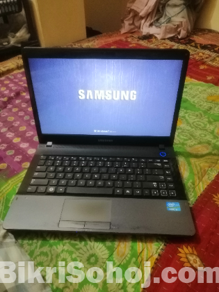 Samsung's 300e